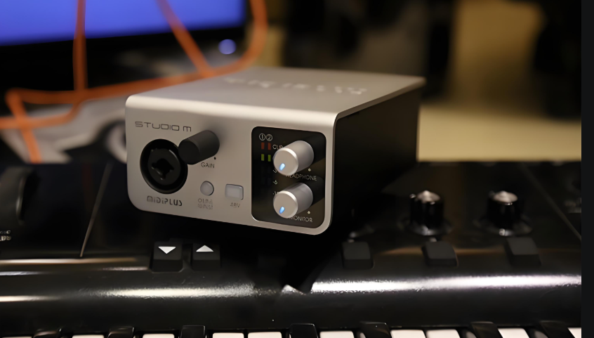 第二篇:声卡哪个品牌音质最好—— 迷笛系列的直播声卡